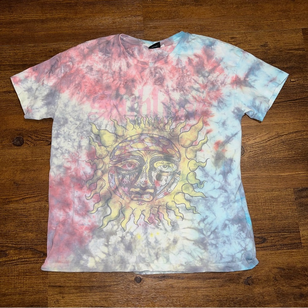 Sublime Custom Tie-Dye Sun Graphic Short Sleeve Shirt Pink, Blue Yellow Size M